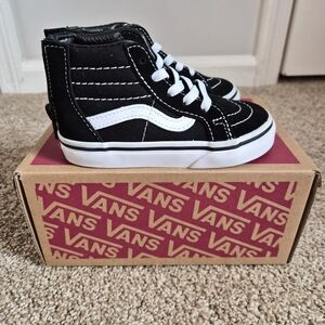 Vans Kids Black & White Sk8-Hi Sneakers